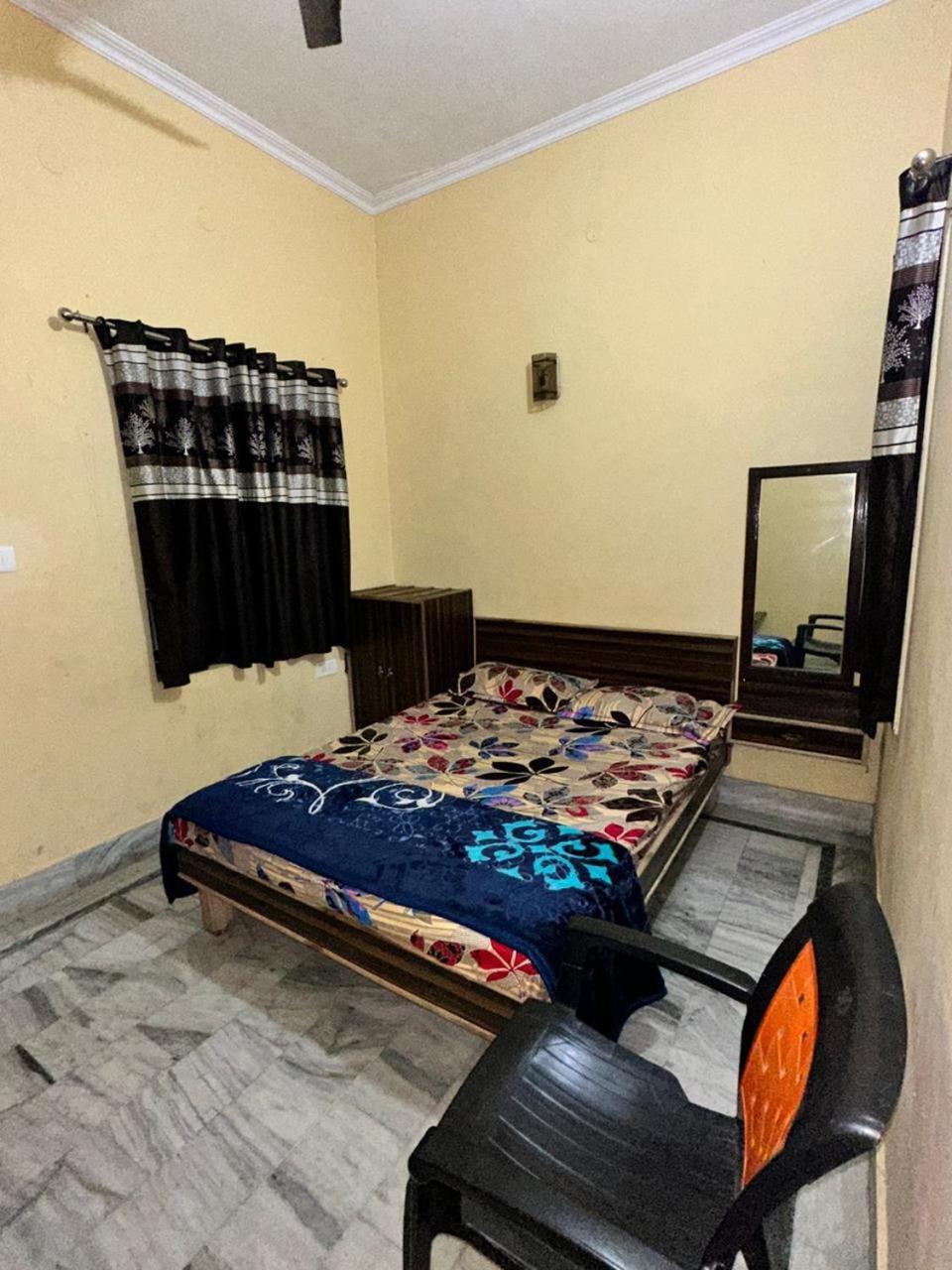 Hotel Krishna Residency - Varanasi — Photos 1